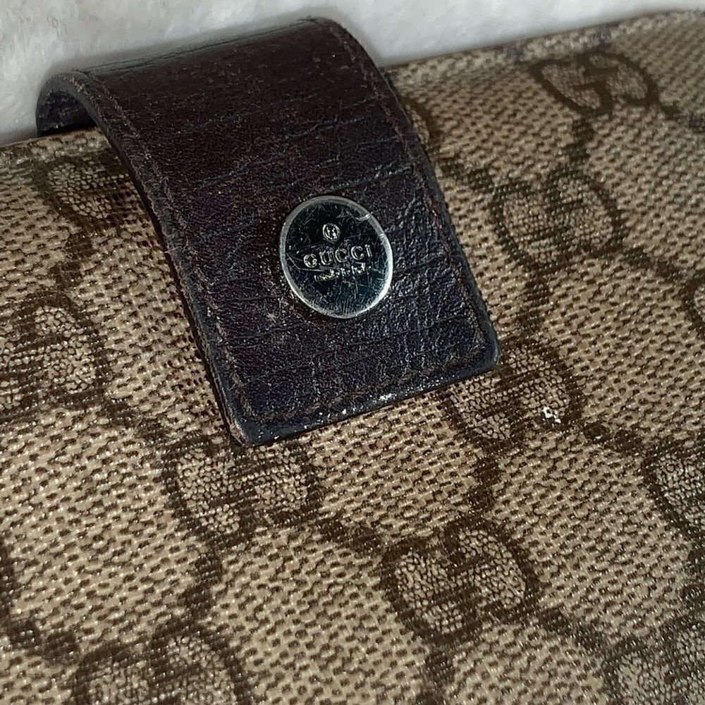 Authentic GUCCI GG Logo Kisslock Wallet - Picture 13 of 13